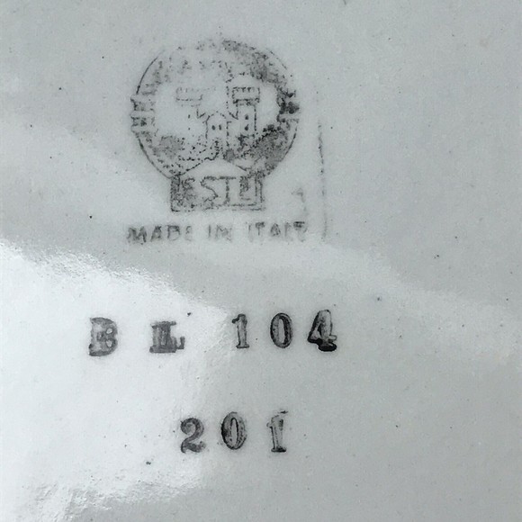 Vintage Italy 4 Hand Painted Salad / Dessert Plates Blue Yellow Floral Insect - Picture 5 of 6